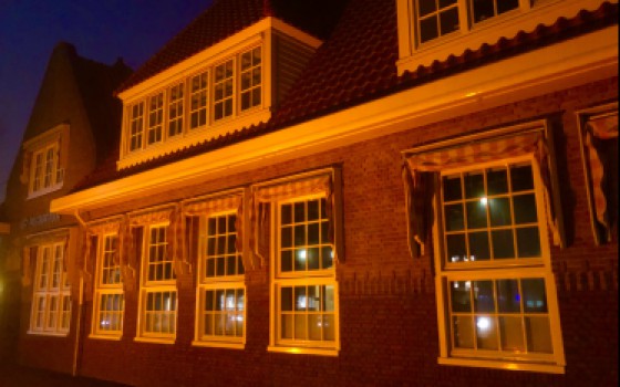 Stede Broec in actie voor geweld tegen vrouwen