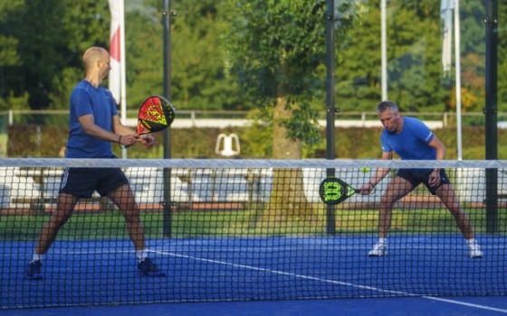 HLTV Juliana opent nieuwe padelbanen