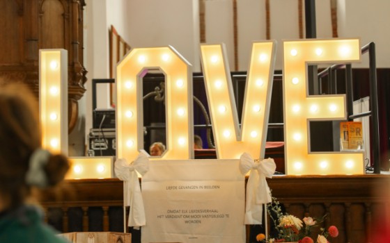 Wie wint er een spectaculaire trouwdag?